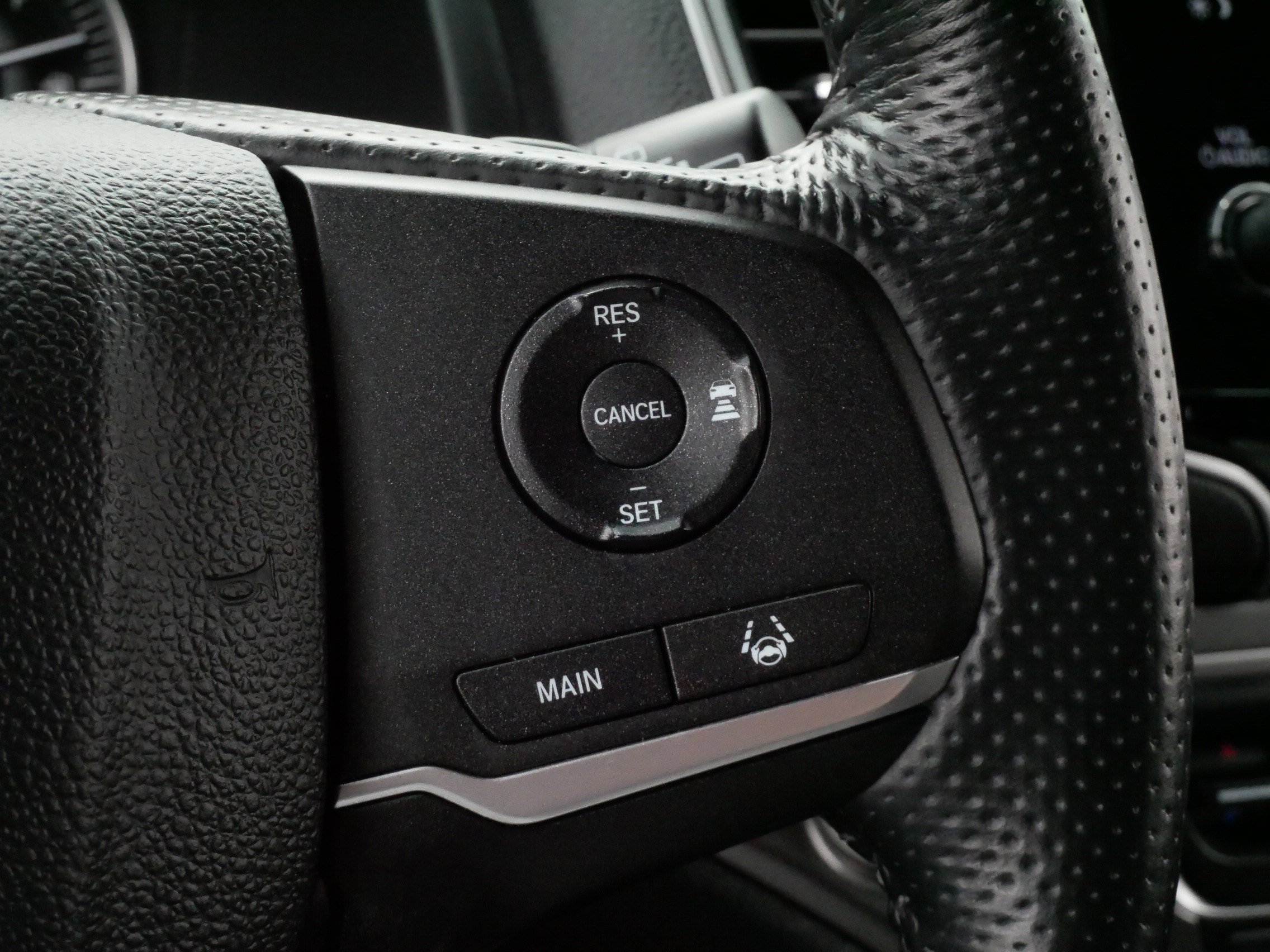 Used 2023 Honda Passport EX-L image 25