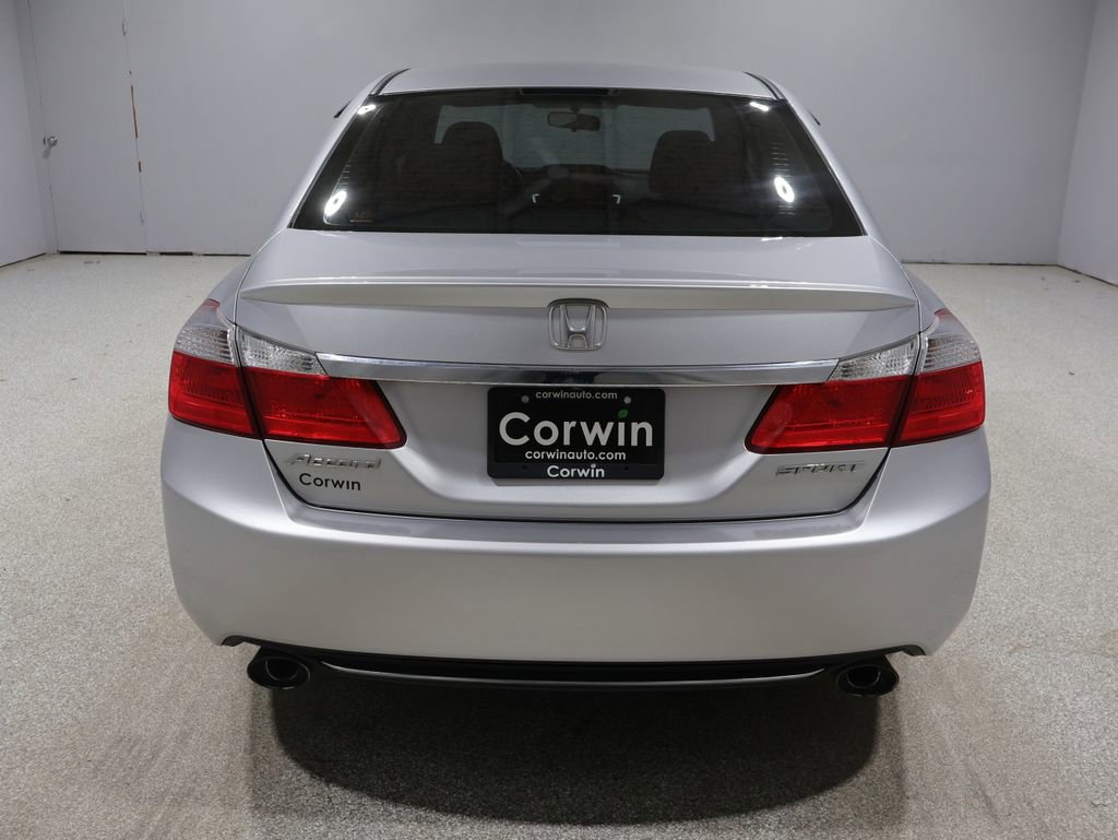 Used 2014 Honda Accord Sport image 3
