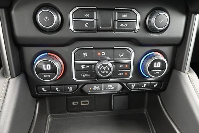 Used 2024 Chevrolet Tahoe Premier AWD/4WD image 42