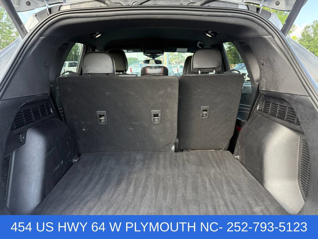 Certified 2023 Ford Escape ST-Line w/ Tech Pack #1 FWD image 17