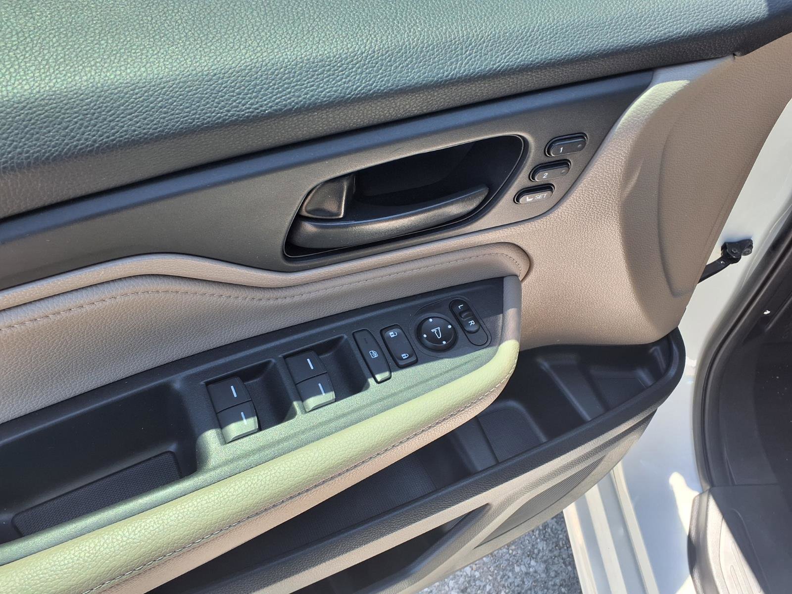 Used 2020 Honda Odyssey Touring image 16