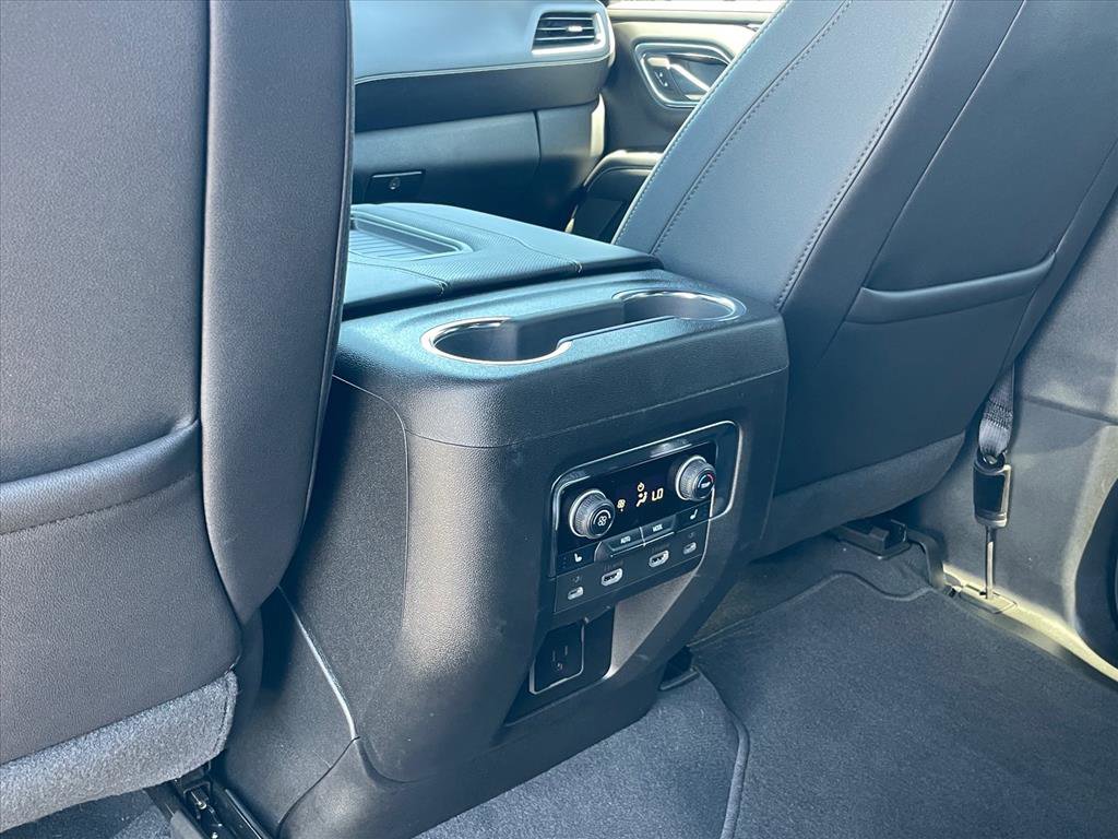 Used 2023 Chevrolet Tahoe Premier w/ Advanced Technology Package AWD/4WD image 23