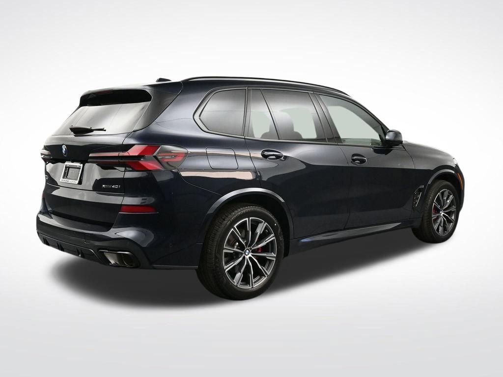 Used 2024 BMW X5 xDrive40i w/ M Sport Package image 5