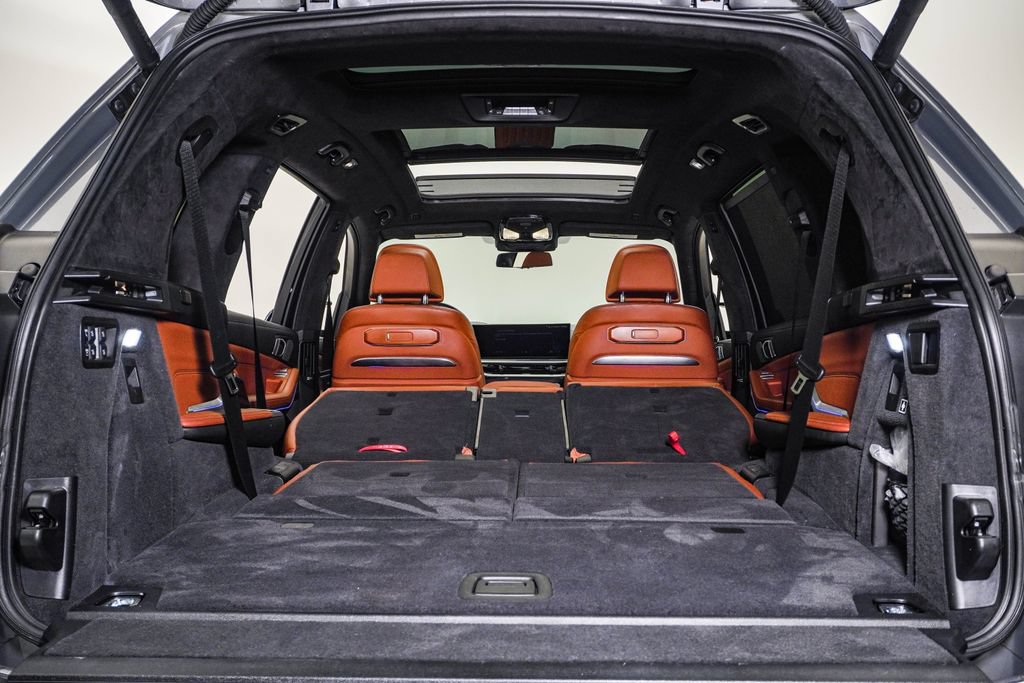 Used 2024 BMW X7 M60i w/ Executive Package AWD/4WD image 28