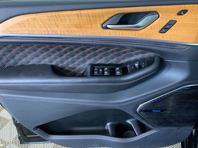 Used 2022 Jeep Grand Cherokee L Summit w/ Advanced Protech Group IV image 31