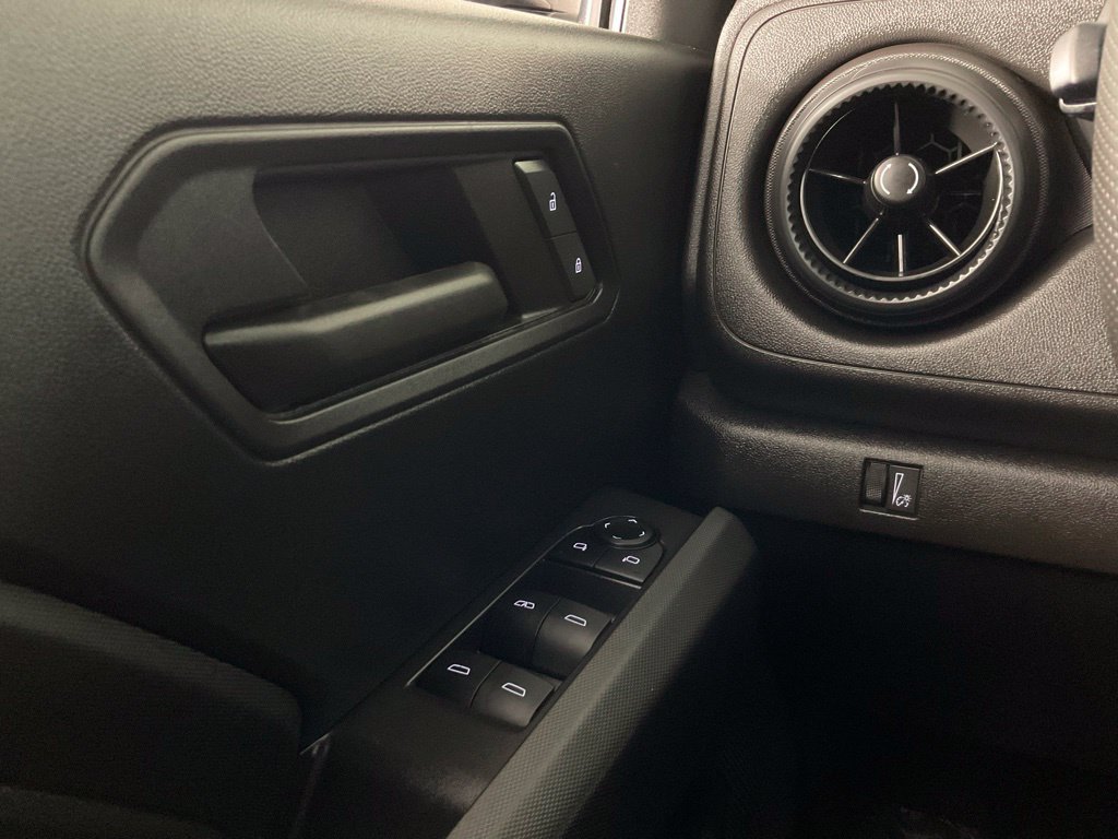 Used 2023 Chevrolet Colorado Trail Boss AWD/4WD image 19