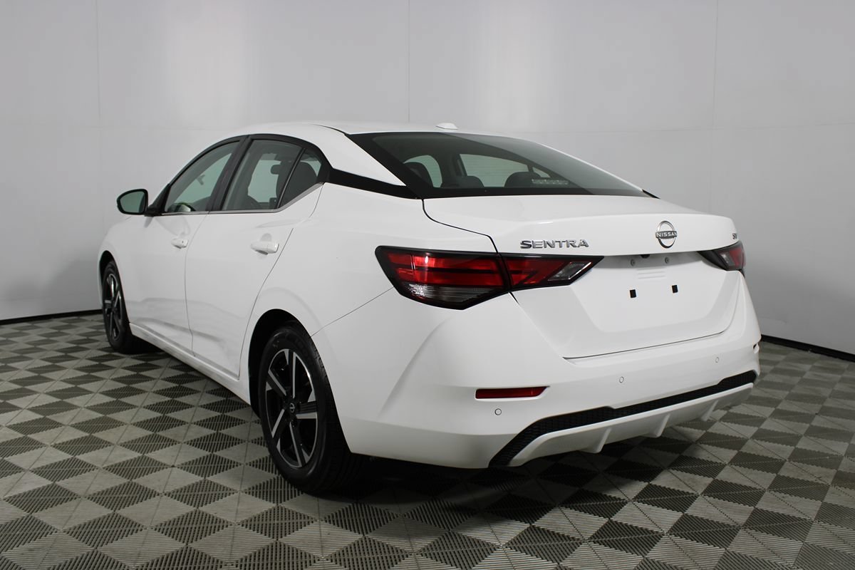 Used 2024 Nissan Sentra SV FWD image 33