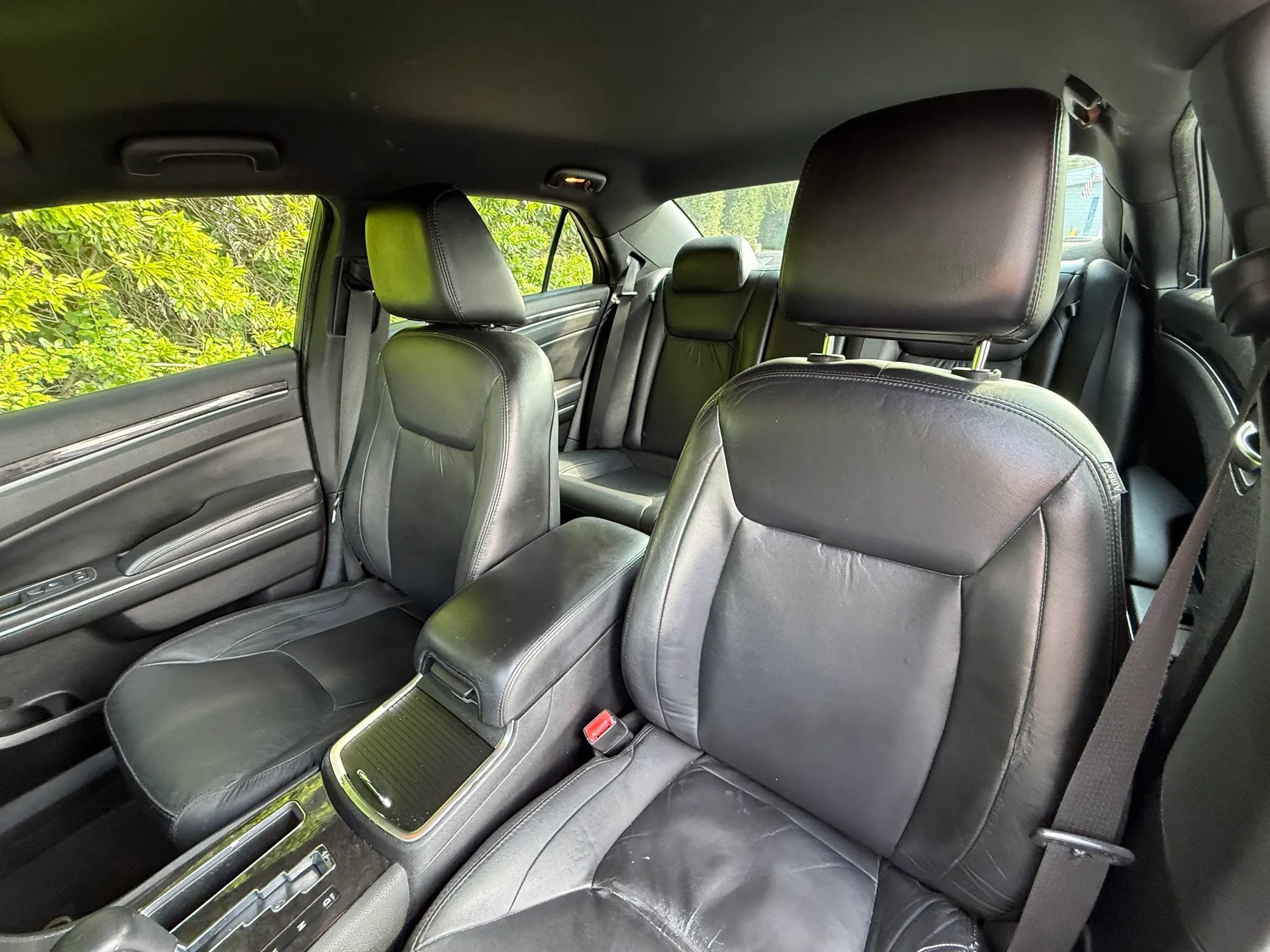 Used 2011 Chrysler 300 Limited RWD image 52