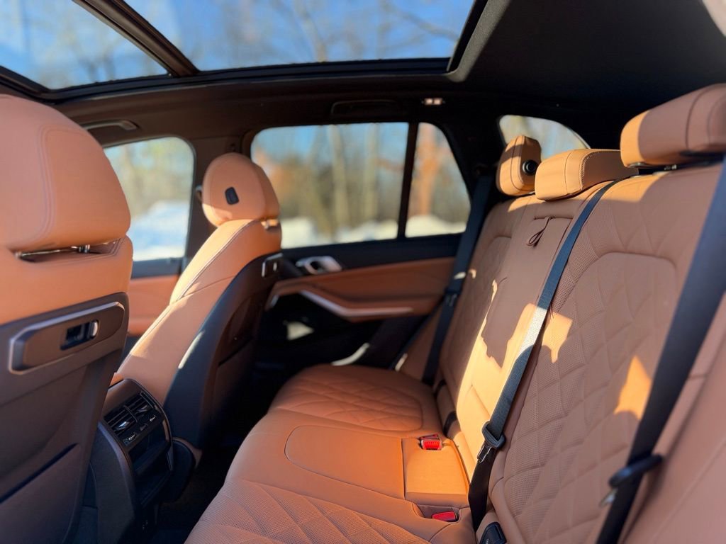 Certified 2025 BMW X5 xDrive40i w/ Parking Assistance Package image 22