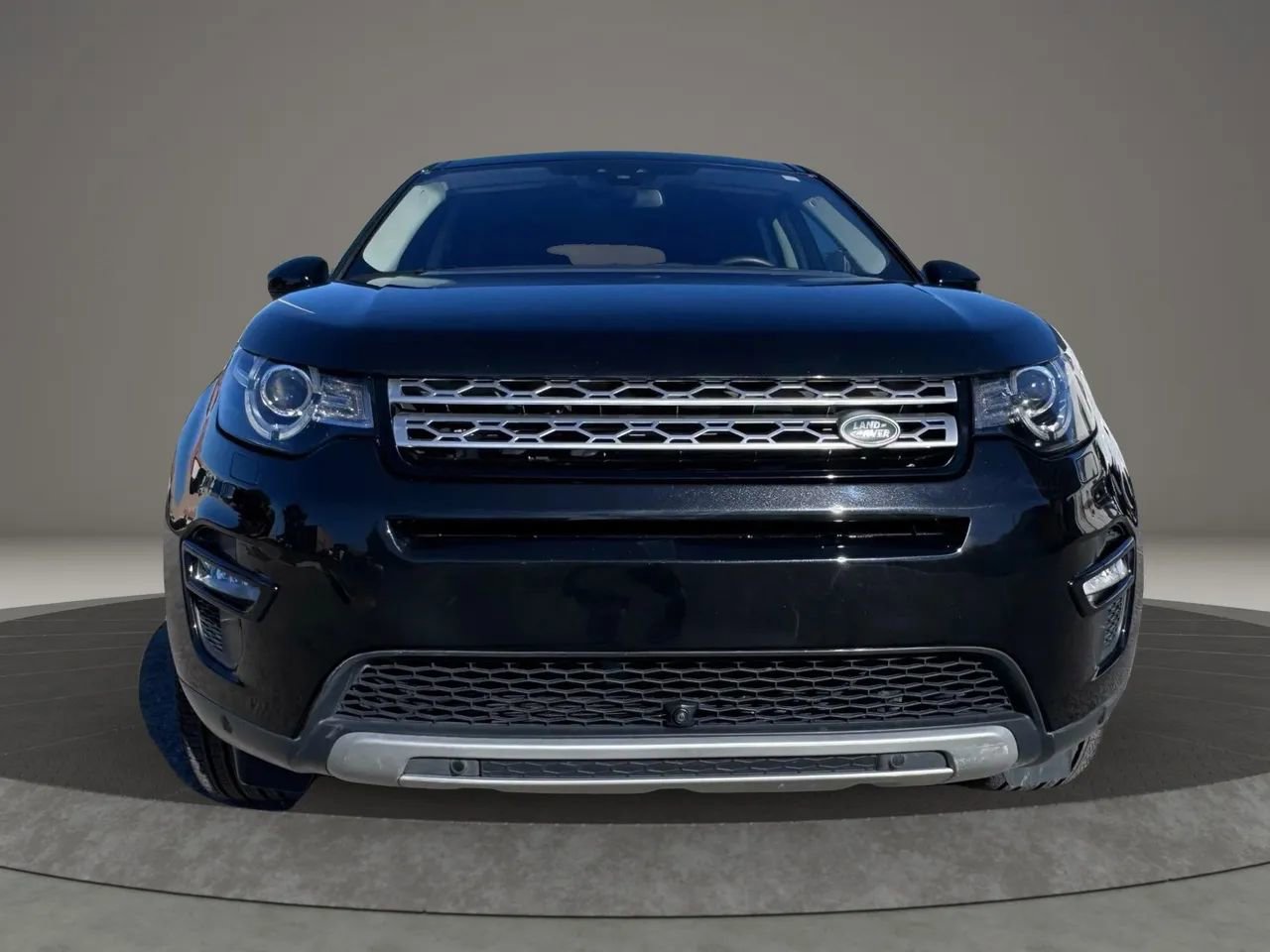 Used 2019 Land Rover Discovery Sport HSE image 3