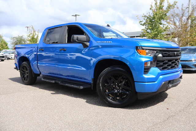 Used 2025 Chevrolet Silverado 1500 Custom AWD/4WD image 1