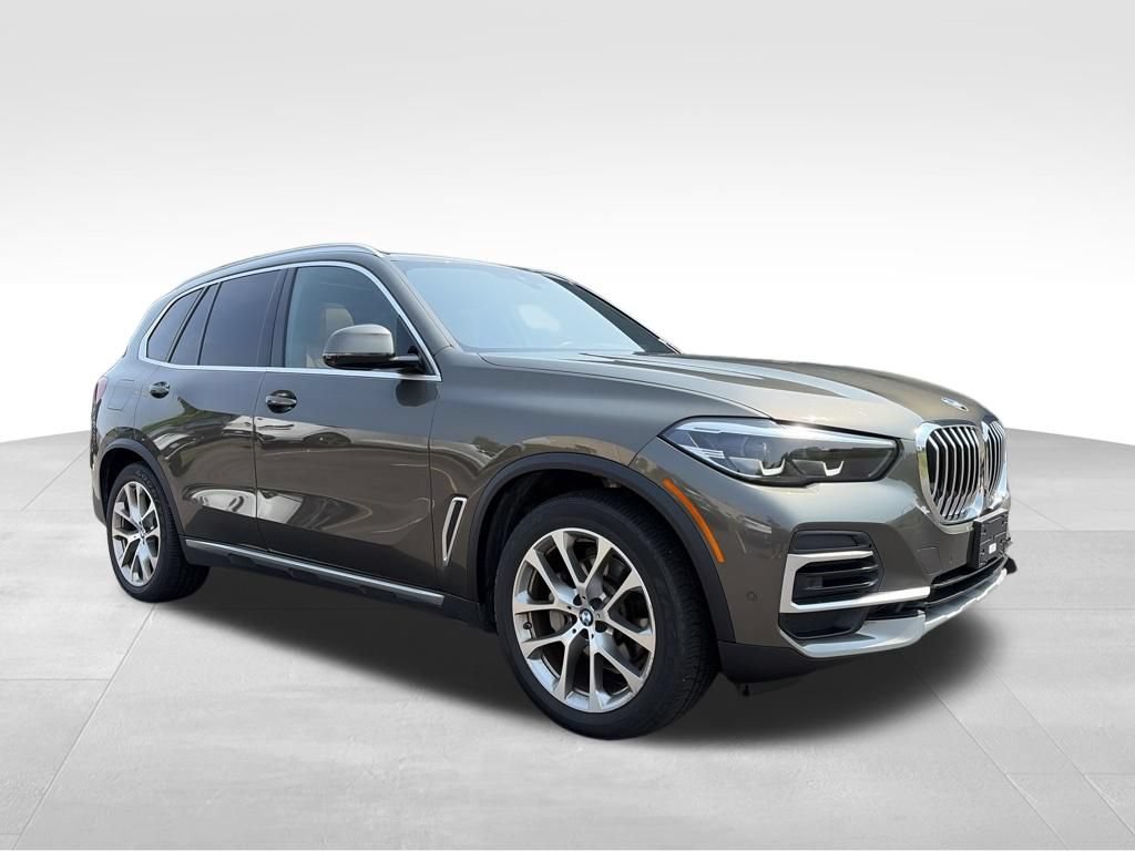 Used 2023 BMW X5 xDrive40i w/ Premium Package AWD/4WD video 1
