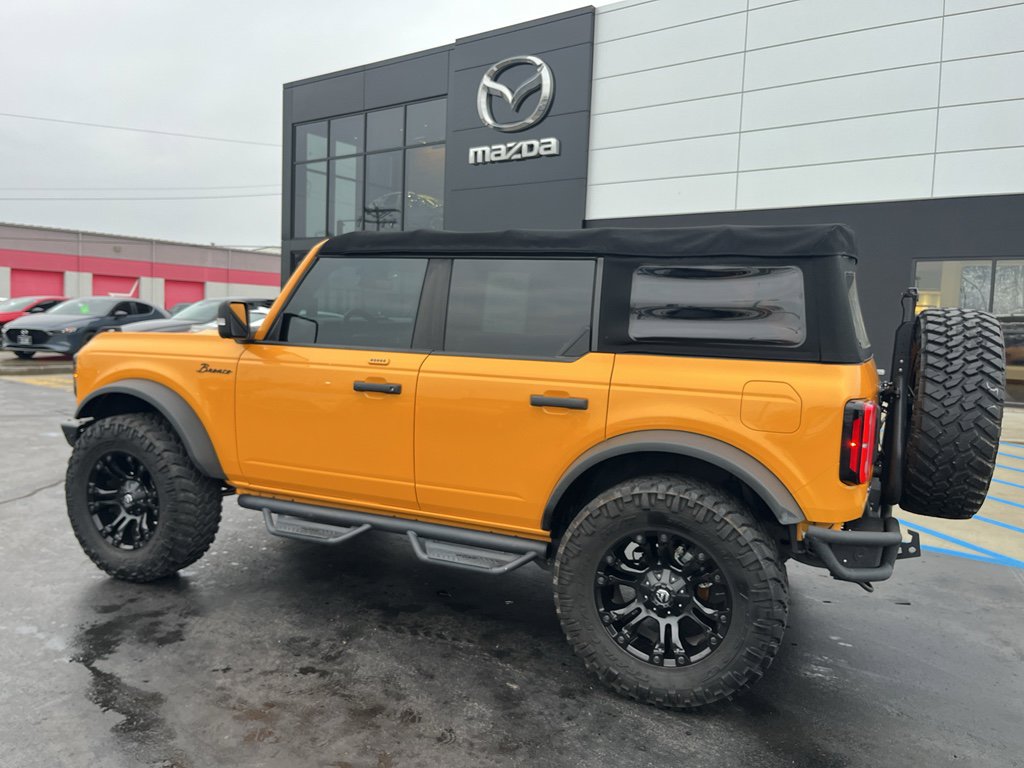 Used 2022 Ford Bronco Wildtrak image 3