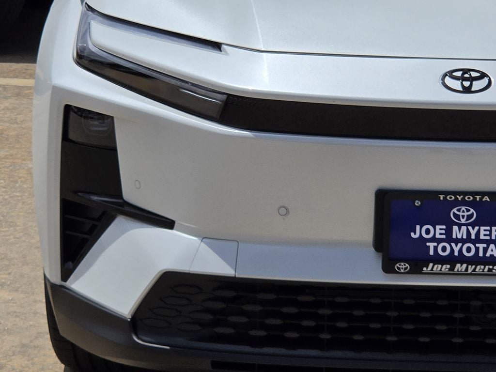 New 2026 Toyota C-HR AWD/4WD image 5