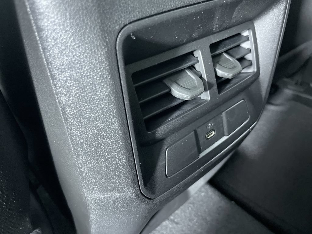 Used 2025 GMC Canyon Elevation RWD image 21