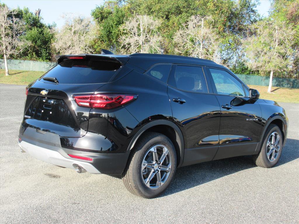 New 2025 Chevrolet Blazer LT w/ Convenience Package image 6
