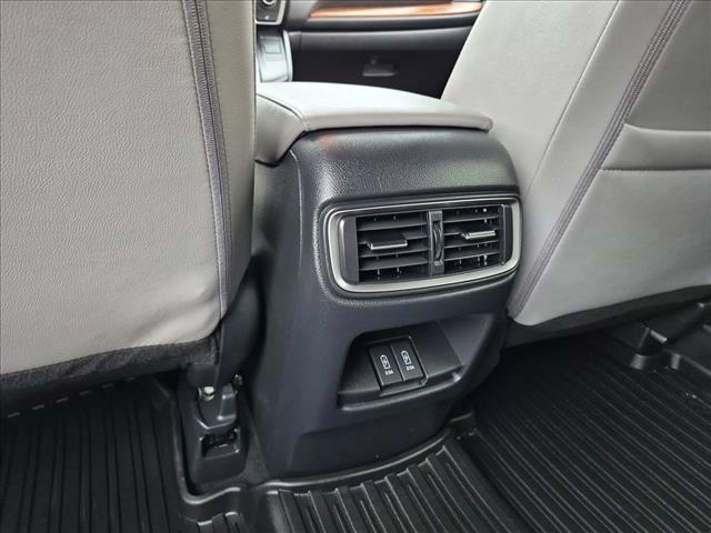 Used 2019 Honda CR-V Touring image 27