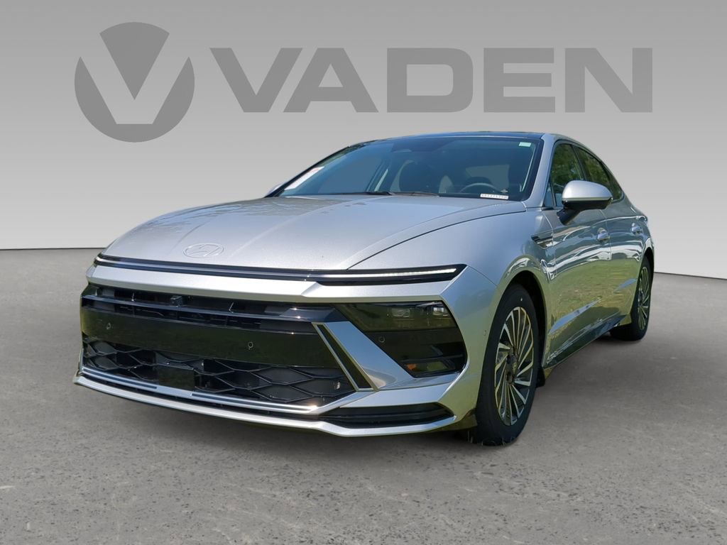 New 2025 Hyundai Sonata Limited image 21