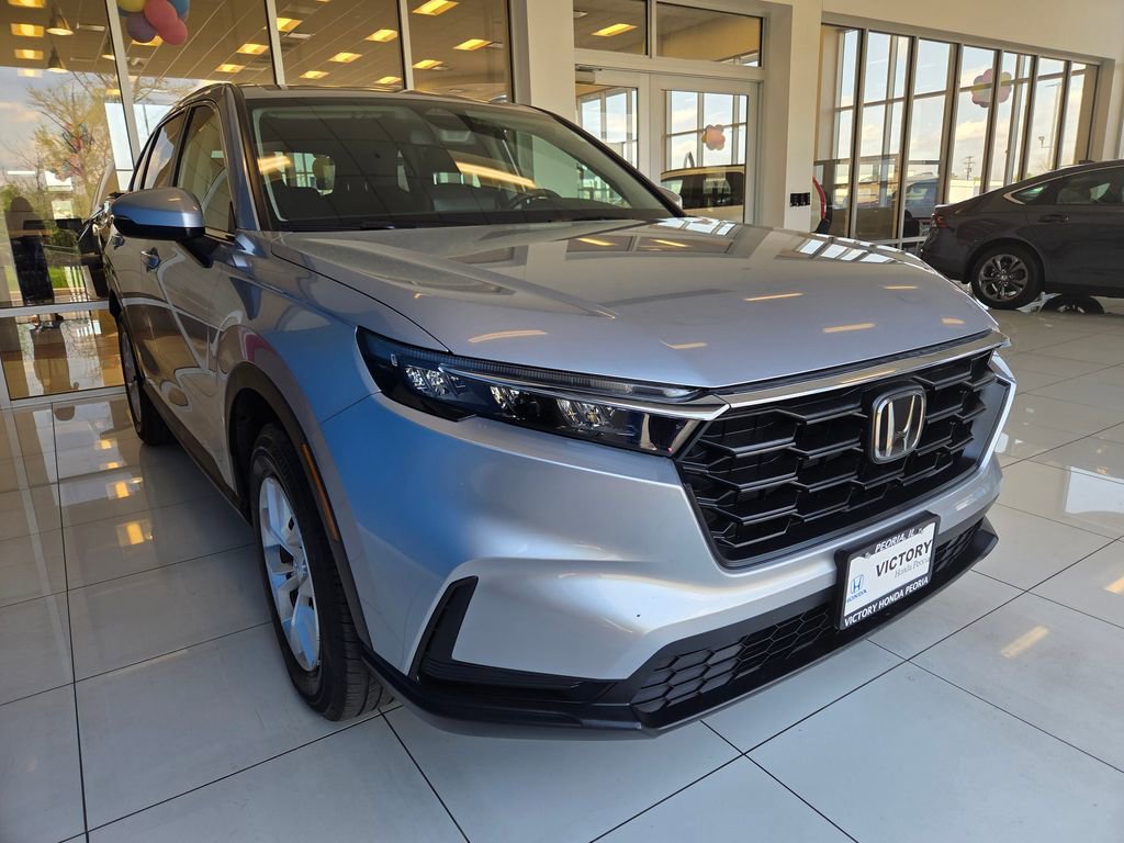 Certified 2025 Honda CR-V LX image 3