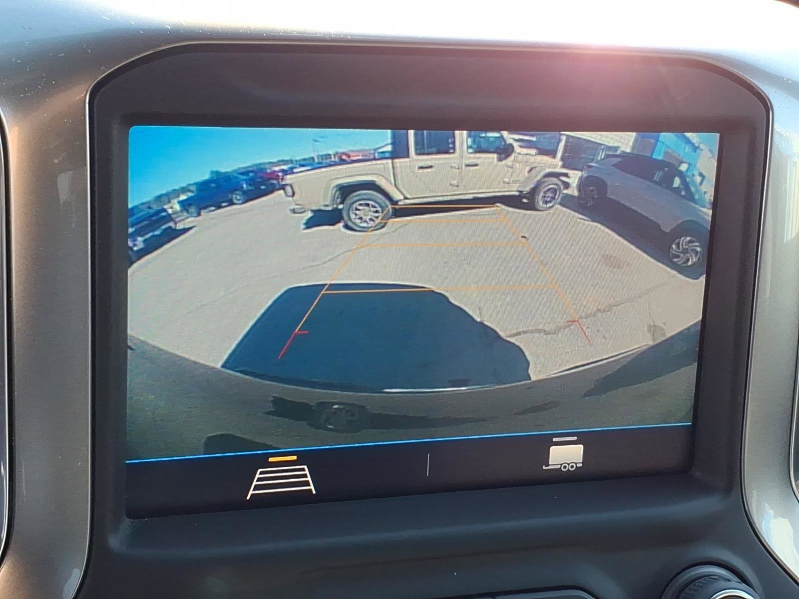 Used 2022 Chevrolet Silverado 1500 LT image 23