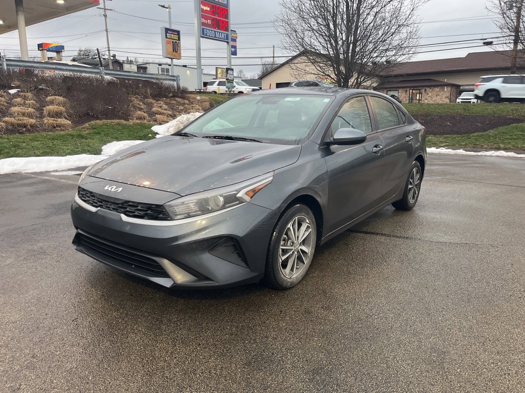 Certified 2024 Kia Forte LXS image 3