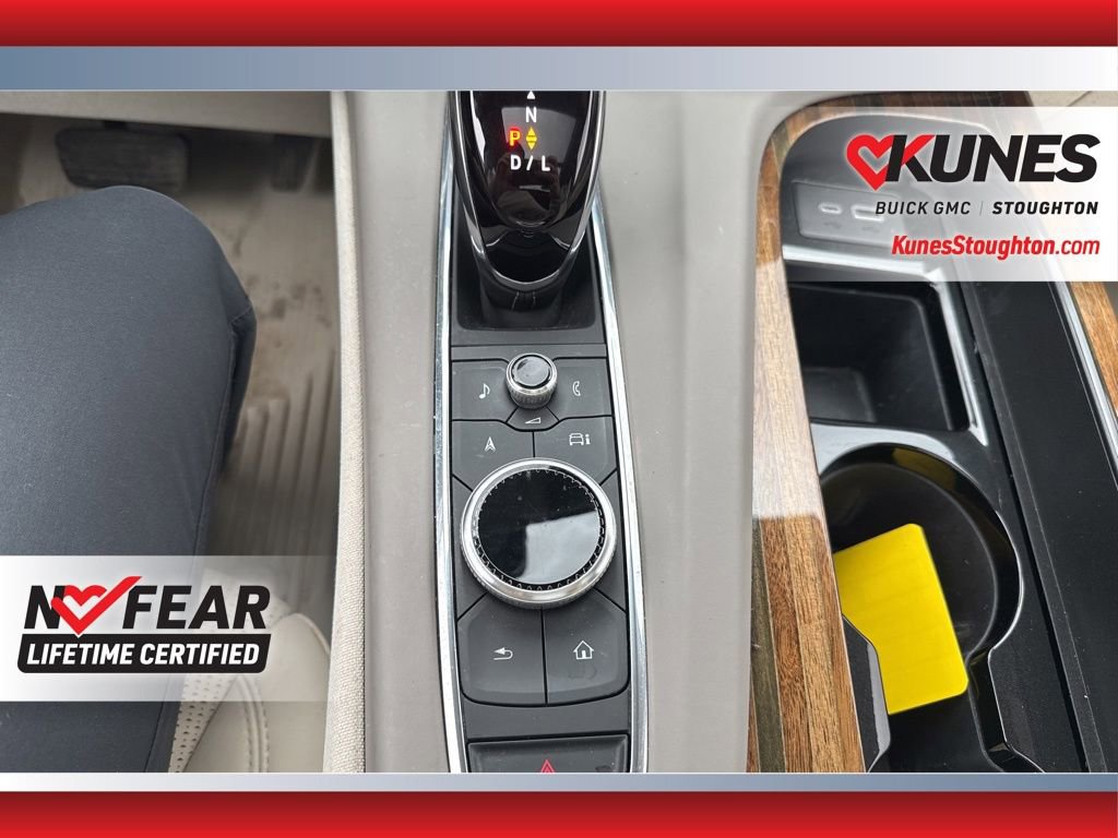 Used 2023 Cadillac Escalade Premium Luxury Platinum w/ Heavy-Duty Trailer Package AWD/4WD image 22