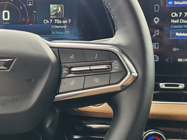 Used 2025 Chevrolet Equinox ACTIV w/ Safety and Technology Package AWD/4WD image 29