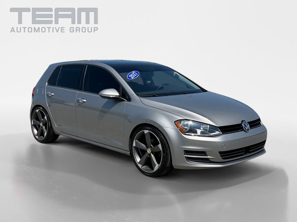 Used 2017 Volkswagen Golf Wolfsburg Edition FWD image 1