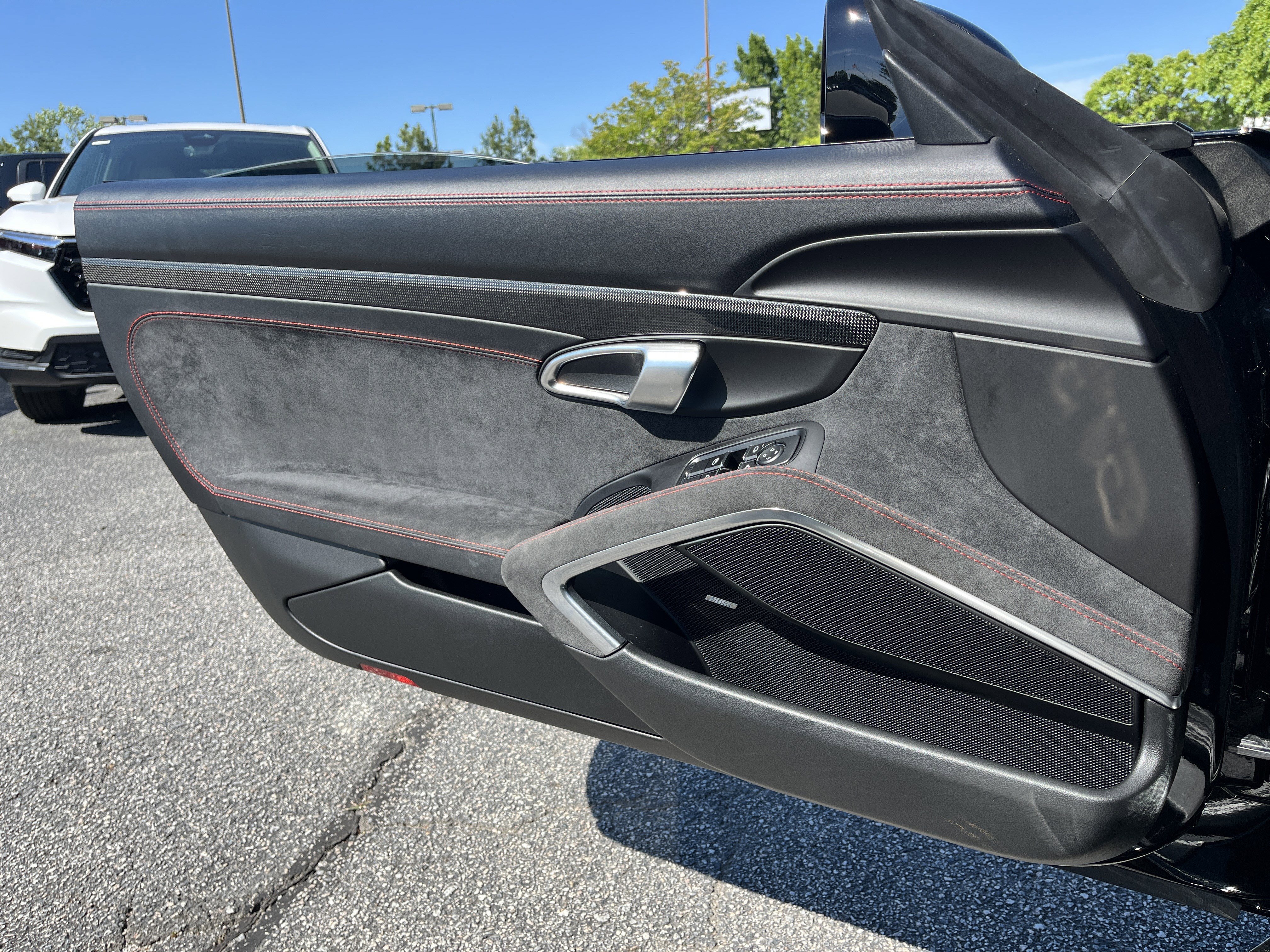 Used 2018 Porsche 911 GT3 RWD image 12