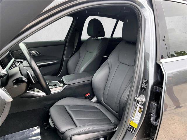 Used 2021 BMW 330i xDrive Sedan w/ Convenience Package image 25