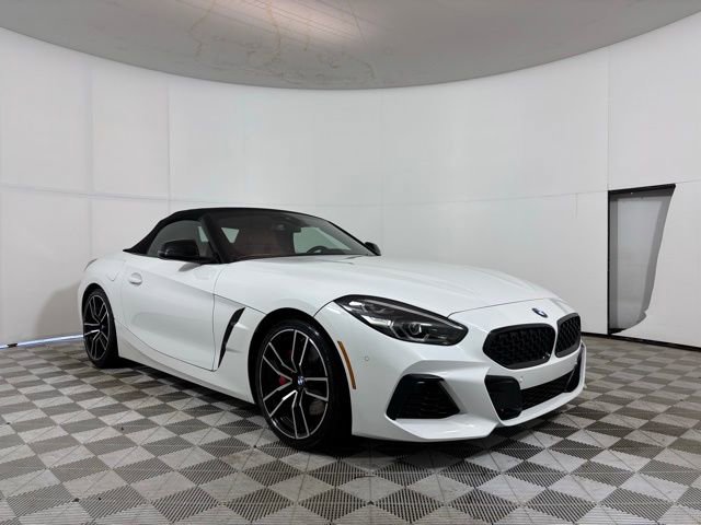 Used 2022 BMW Z4 sDrive30i w/ Dynamic Handling Package image 9