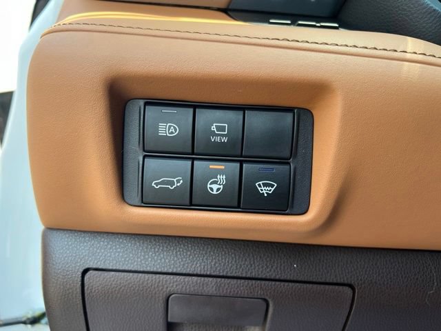 Used 2022 Toyota Highlander Platinum AWD/4WD image 10