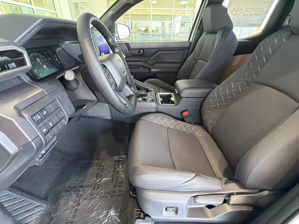 New 2026 Toyota Tacoma SR5 AWD/4WD image 17