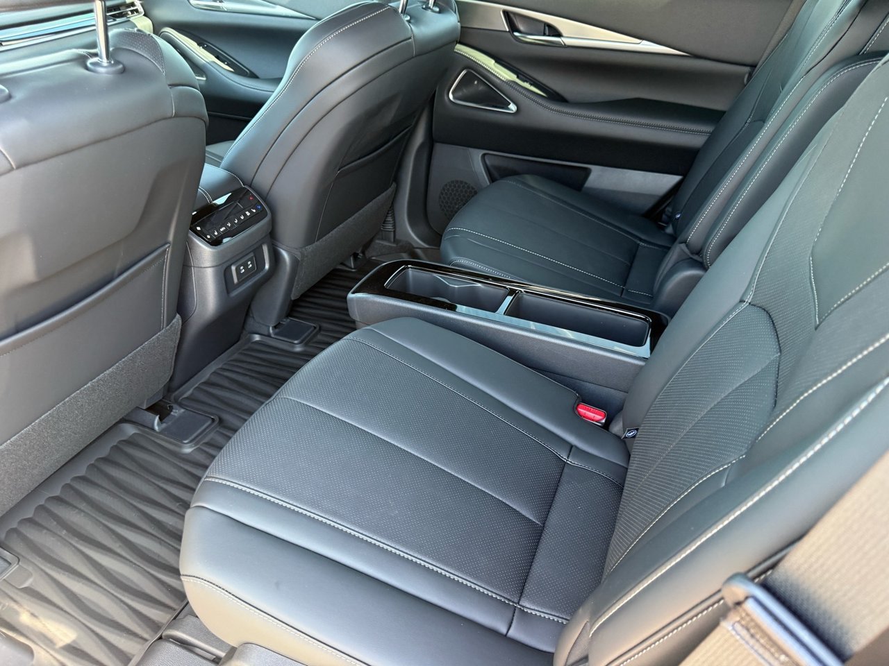 New 2027 INFINITI QX60 Sport AWD/4WD image 24