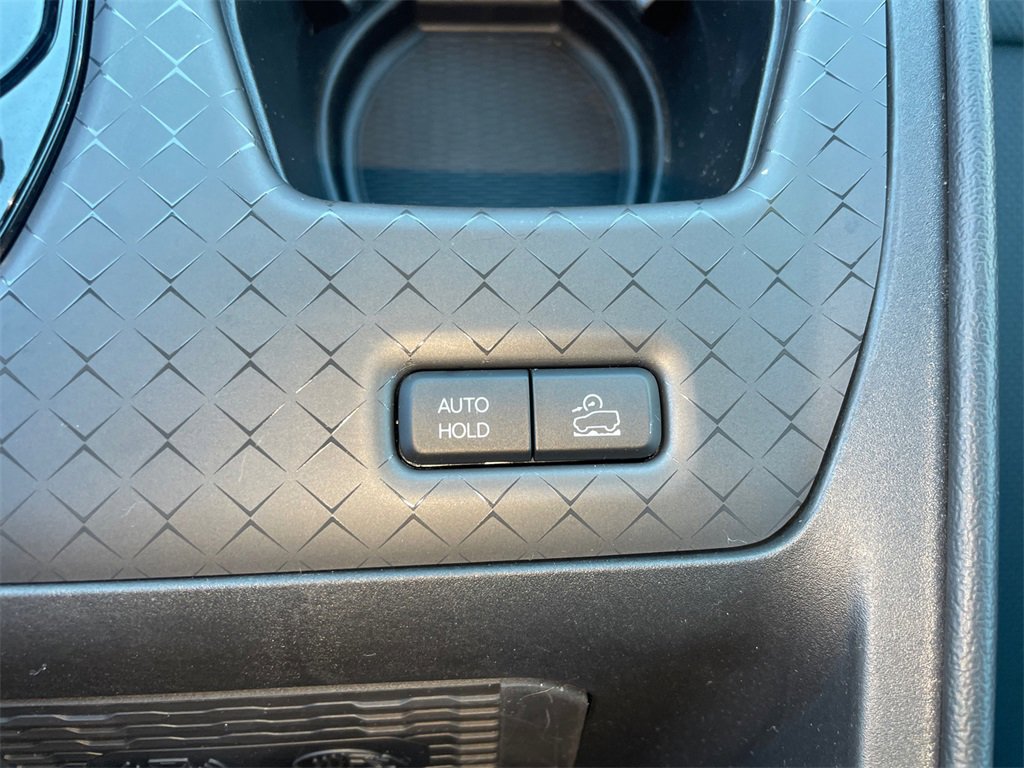 Used 2025 Jeep Wagoneer Launch Edition w/ Trailer Tow Group image 18