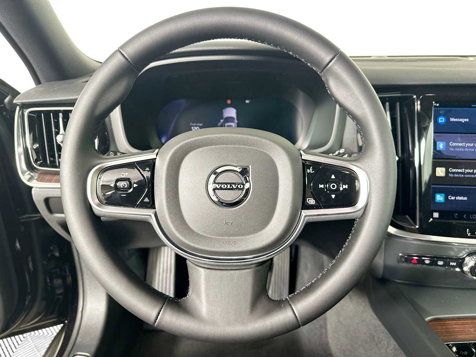 Certified 2025 Volvo V60 B5 Cross Country Plus w/ Protection Package Premier image 11