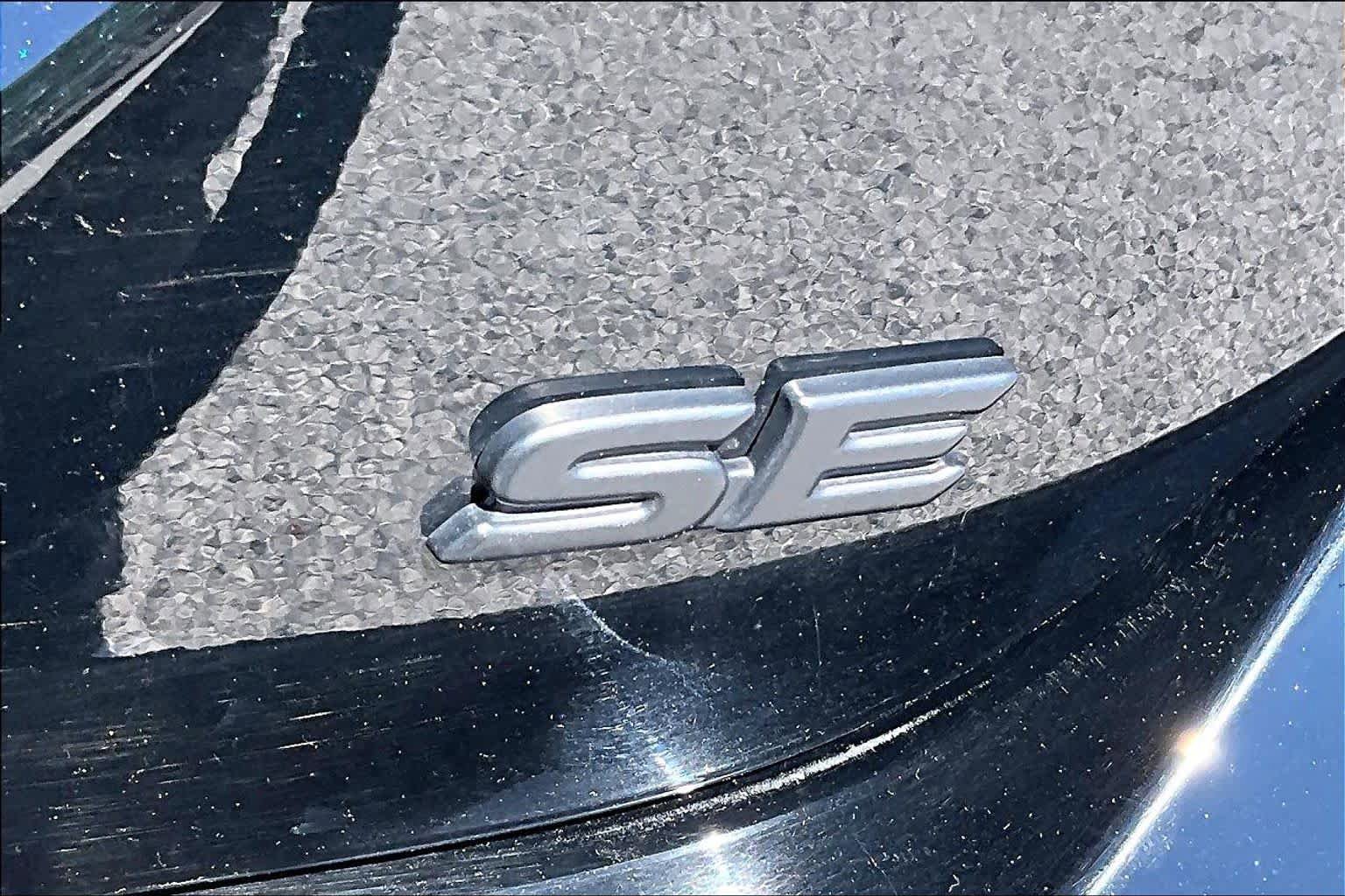 Used 2024 Toyota Camry SE FWD image 10