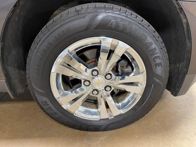 Used 2015 Chevrolet Equinox LT w/ Driver Convenience Package AWD/4WD image 19