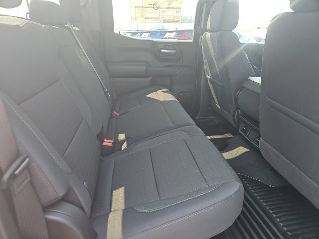 New 2026 Chevrolet Silverado 1500 Custom w/ Turbomax Blackout Package AWD/4WD image 15