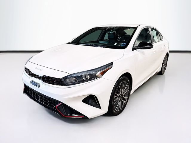 Used 2023 Kia Forte GT-Line image 3