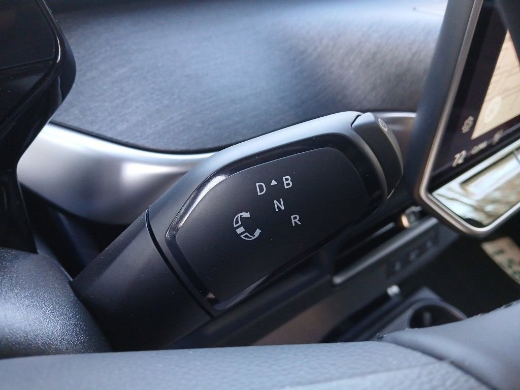 New 2025 Volkswagen ID. Buzz Pro S RWD image 23