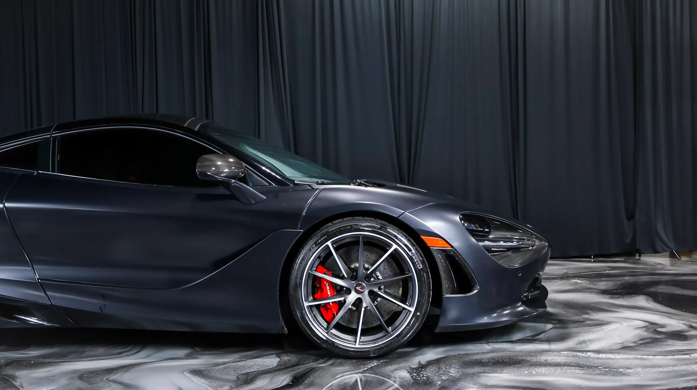 Used 2018 McLaren 720S RWD image 7