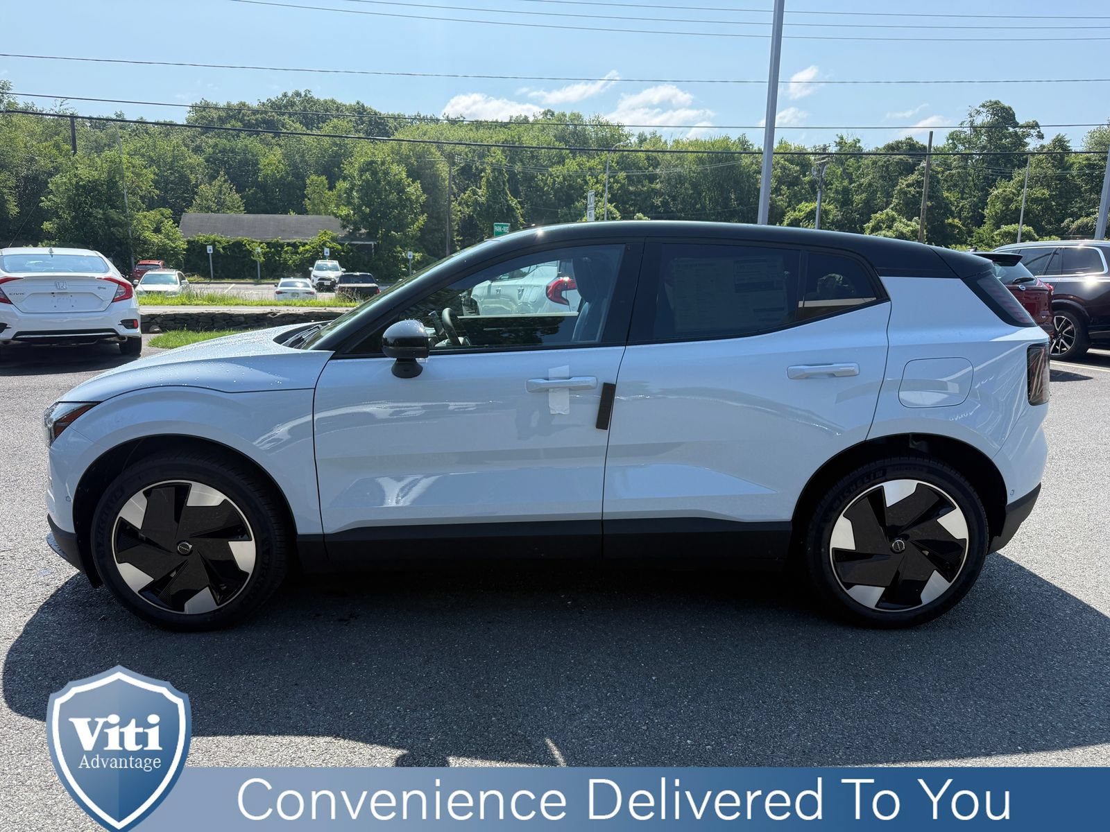 New 2026 Volvo EX30 Ultra w/ Protection Package Premier AWD/4WD image 5