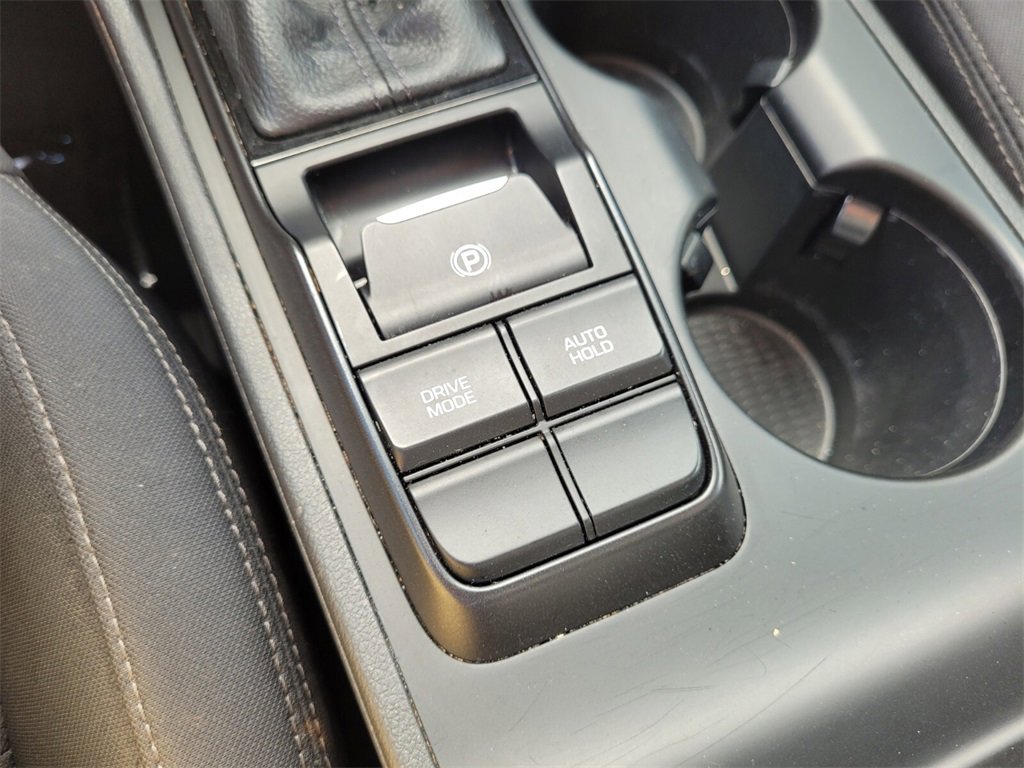 Used 2021 Hyundai Tucson SE w/ Cargo Package image 29