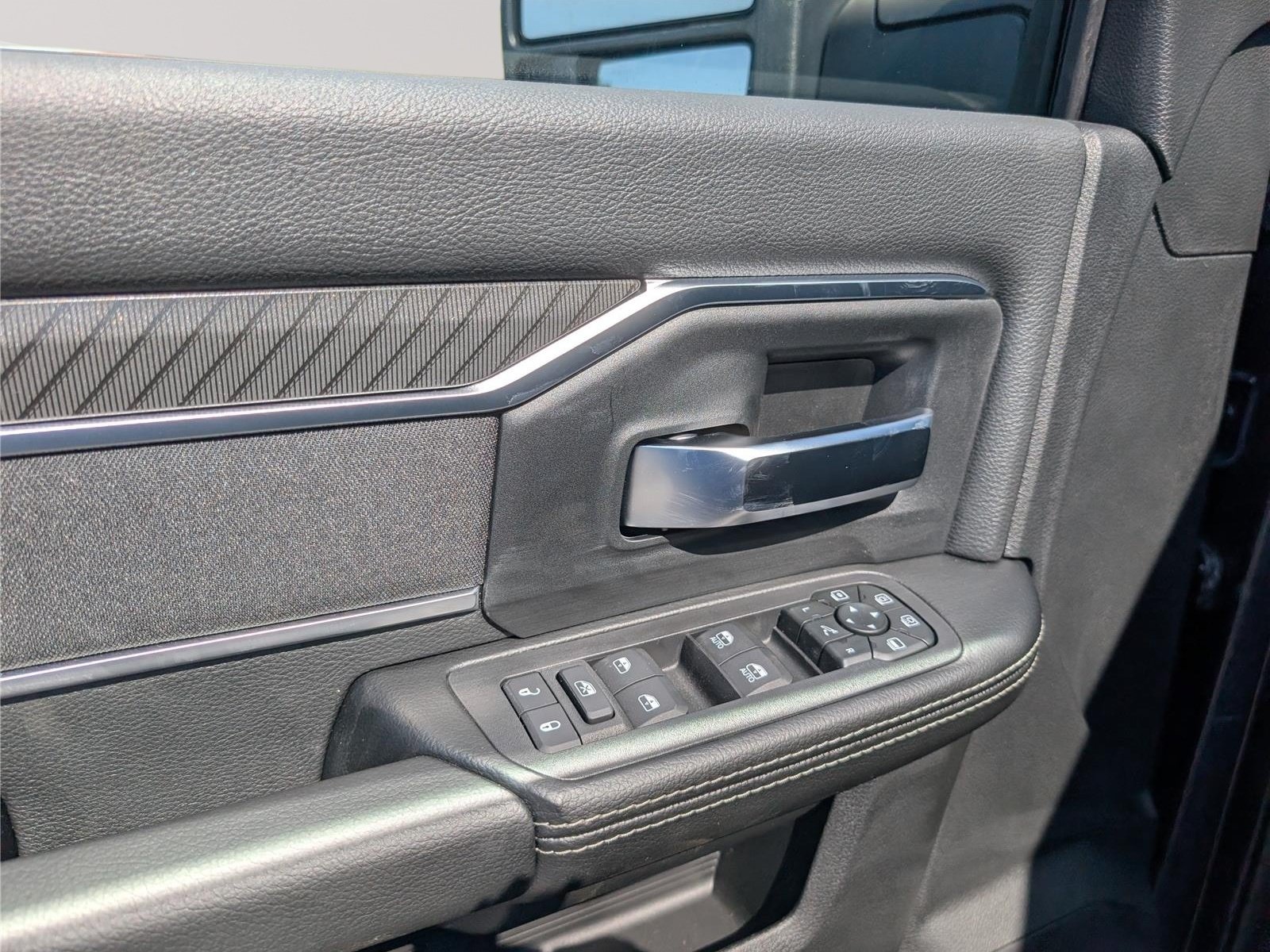 New 2026 RAM 3500 Big Horn AWD/4WD image 15