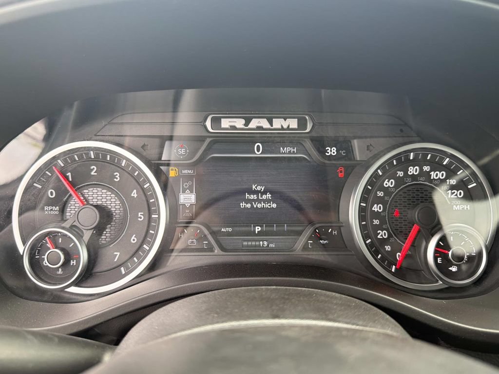 New 2026 RAM 1500 Big Horn AWD/4WD image 11