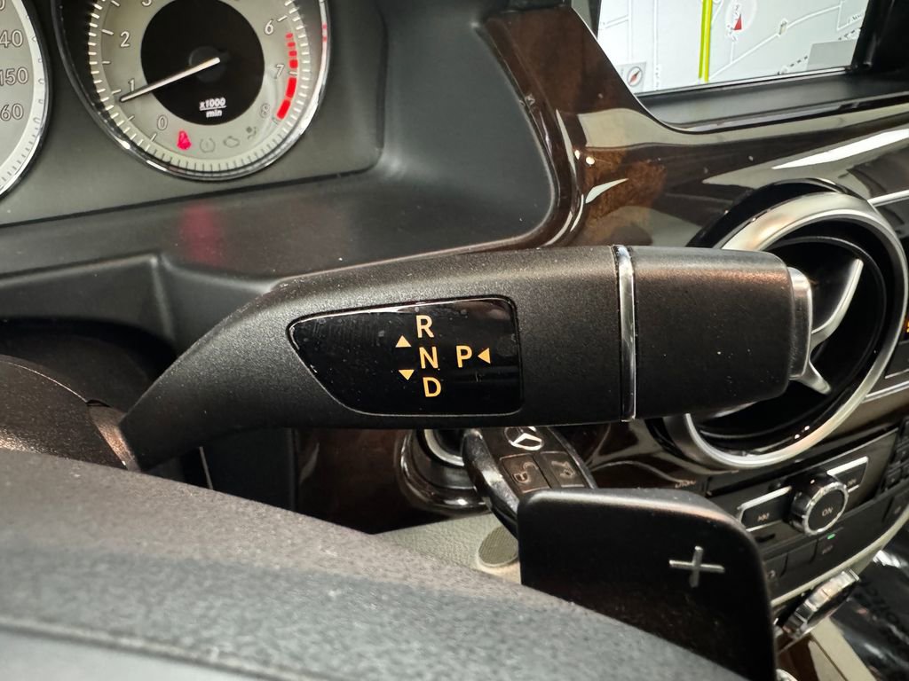 Used 2015 Mercedes-Benz GLK 350 4MATIC image 22