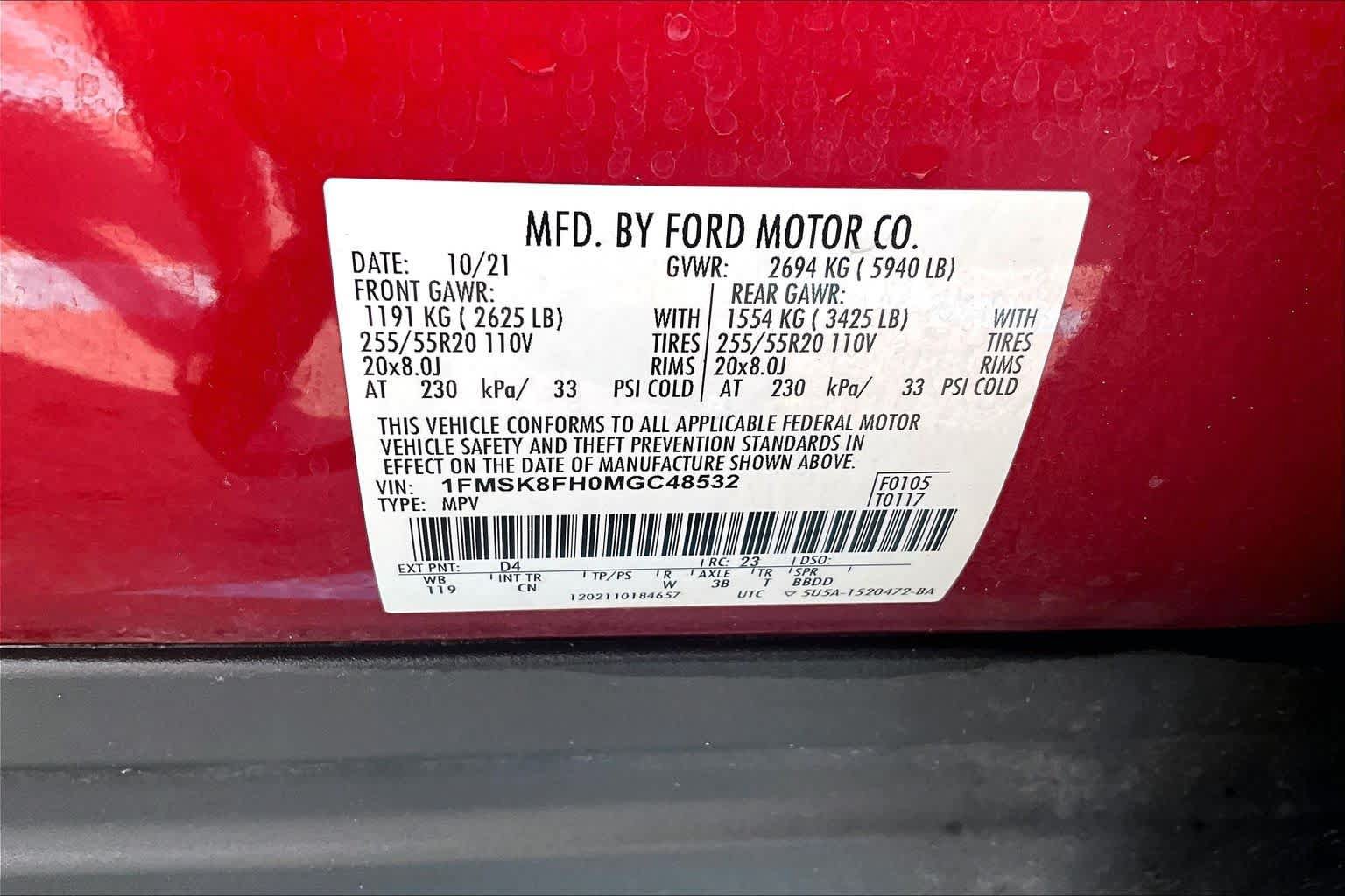 Used 2021 Ford Explorer Limited w/ Equipment Group 301A AWD/4WD image 33