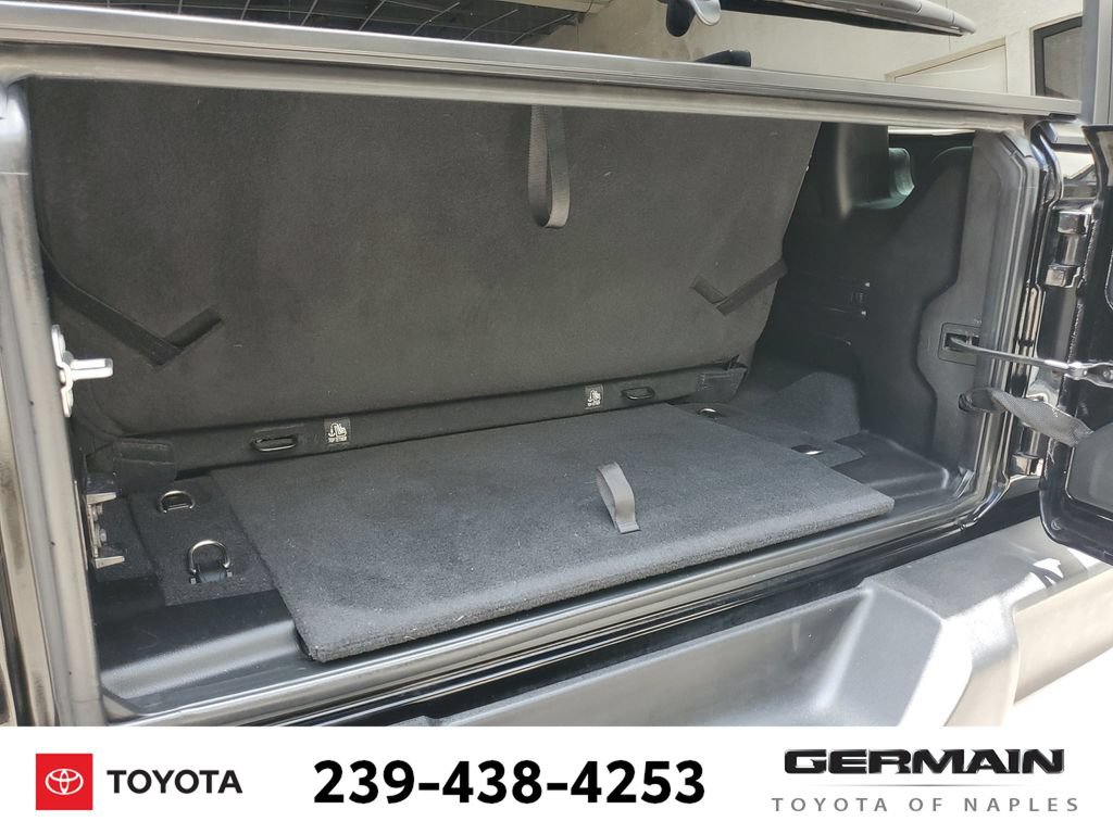 Used 2020 Jeep Wrangler Sport AWD/4WD image 24