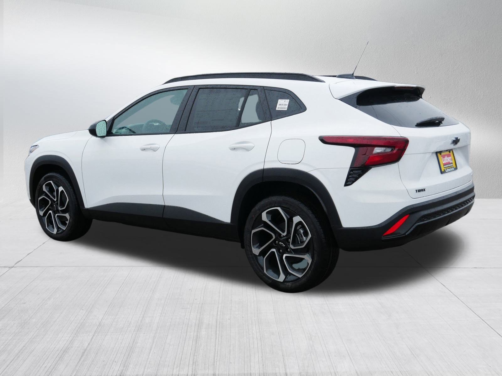 New 2026 Chevrolet Trax RS w/ Sunroof Package image 2